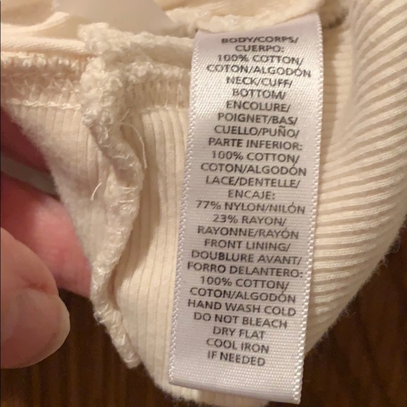 Ann Taylor LOFT Top - Picture 6 of 6